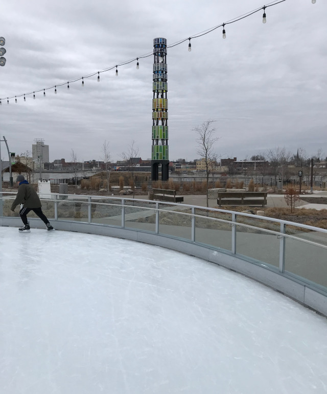 picture of the skating rink at The Ribbon in Toledo