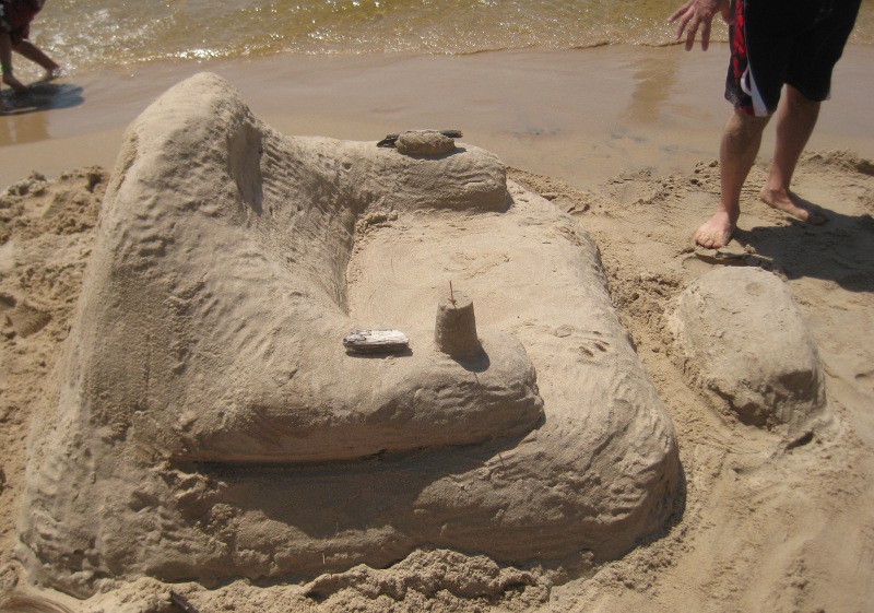 photo of a sand sculpture competition at Maranatha