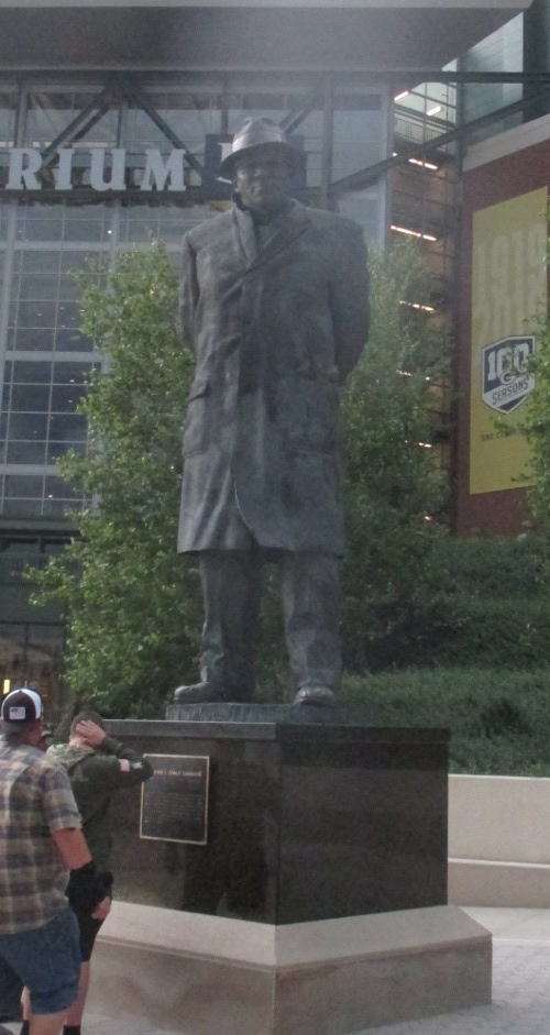 image of the Vince Lombardi statue at Lambeau Field in Green Bay